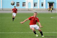 А.Борунов пытается укротить мяч